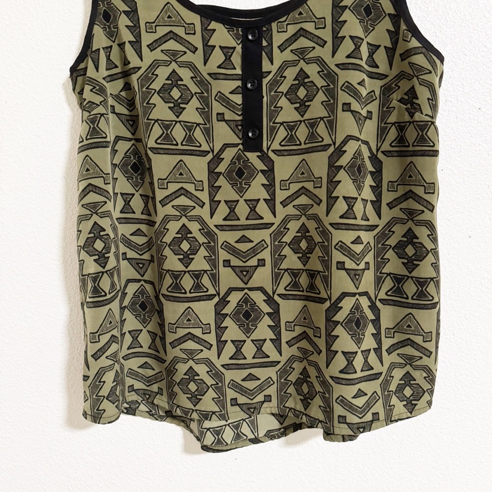 Chloe K Strappy Back Western Print Tank - Picture 4 of 9